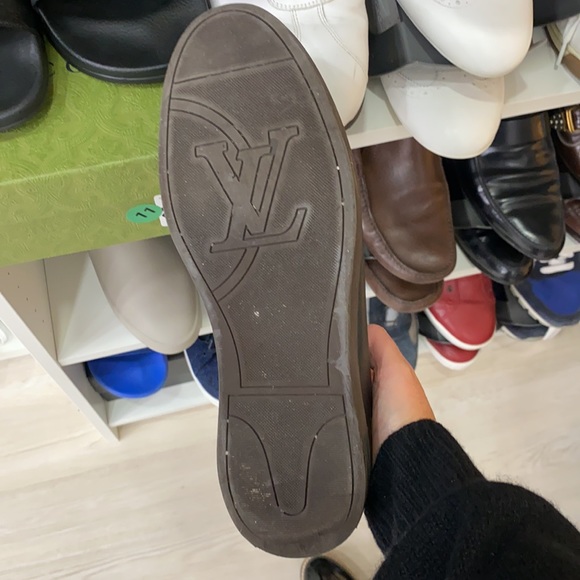 Louis Vuitton - Picture 6 of 6